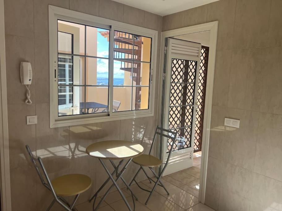 33 Pleasures Del Duque Apartment Costa Adeje  ภายนอก รูปภาพ